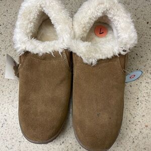 Minnetonka Suede Women's Boots Size 7 Slip On